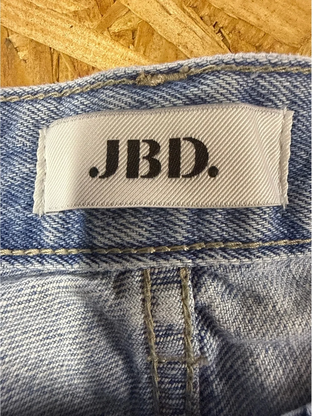JBD Just Black Denim Distressed Light Wash Denim Shorts XS